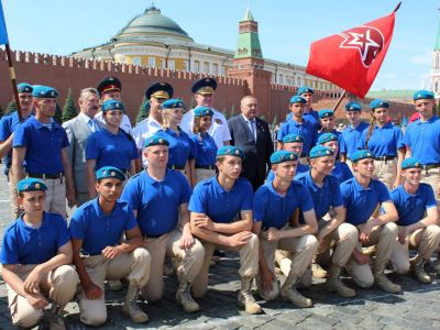 Парад юнармейских отрядов Ярославля и Рыбинска на Красной площади